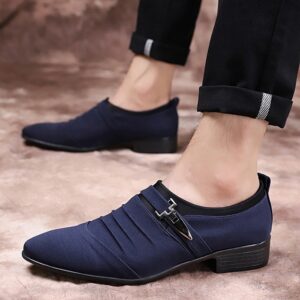 Pointed men's leather shoes